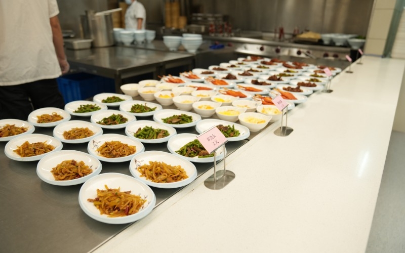 规模增长、政策利好，2022智慧餐厅行业分析